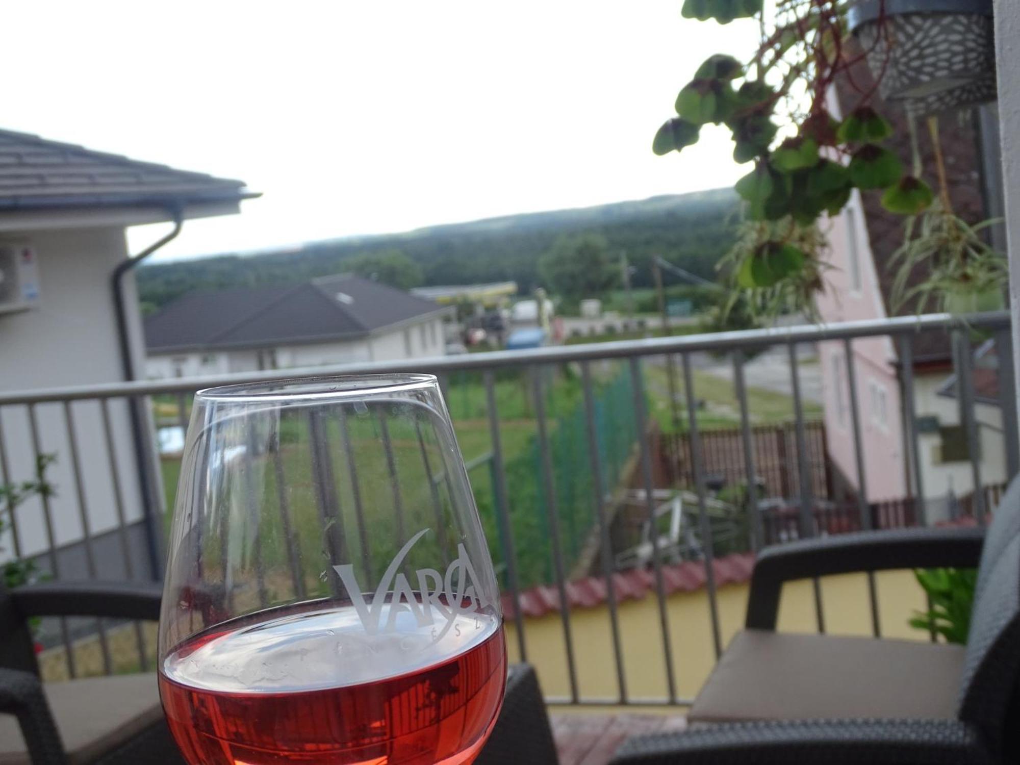 Diana Fogado Bed & Breakfast Keszthely Bagian luar foto